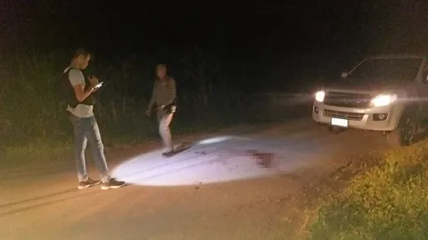 ฆ่าพ่อต่อหน้าลูกสาว ฝีมือเพื่อนบ้านโหด