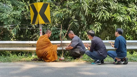 เชิญวิญญาณ “น้าปุ้ย” พ่อค้าไอติม อดีต หน.ช่างภาพ หลังจยย.คว่ำกลับบ้าน