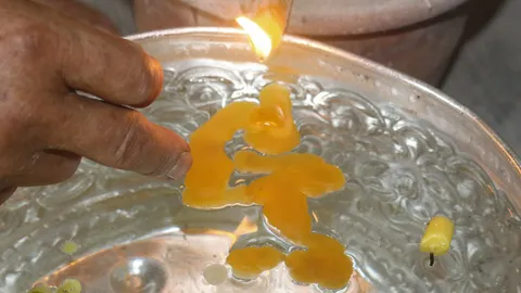 แม่ตะเคียนทองวังจำป่าเฮี้ย ดลใจคนอย่าถูแป้ง ให้เลขที่น้ำมนต์งวดนี้มี 6