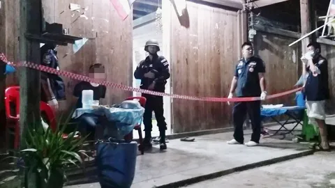 ตร.เบตง จับมือมีดอีโต้ฟันหัว สากทุบซ้ำ หนุ่มวัย 53 ตาย ปมทะเลาะในวงเหล้า