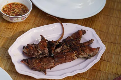 เลี้ยง "หนูนา" ลงทุนน้อย เกี่ยวหญ้าให้กิน 3 เดือนขาย กก.170 