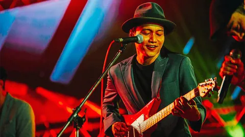 เทศกาลดนตรี "มนุษย์ไฟฟ้า" กระหึ่ม "ซินดี้ ซุย" นำทีมโชว์ตื๊ดสุดมันส์