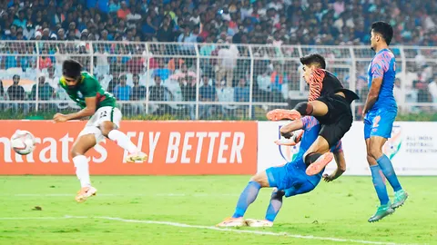 งงทั้งสนาม ชมคลิปโกลอินเดียทำพลาด ศึกคัดบอลโลก