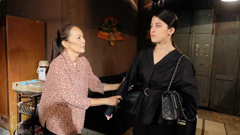 "โซฟี่" สวมวิญญาณร้าย ยืนมอง "ต่าย" ตายต่อหน้าในละคร “เพลิงริษยา”