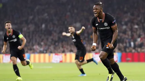 "บัตชูอายี" ซุปเปอร์ซับ เชลซีบุกเฉือนอาแจ็กซ์ฯ ท้ายเกม 1-0