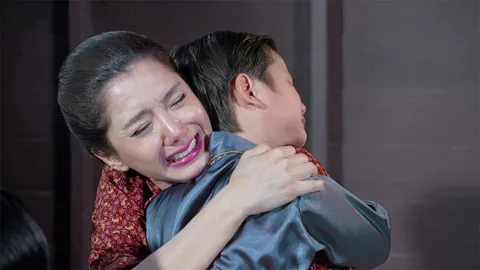 "ไอซ์" บ่อน้ำตาแตก โชว์ไม่ได้มีดีแค่เซ็กซี่ในละคร “เรือนไหมมัจจุราช”