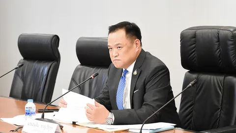“อนุทิน” ยัน ขยายเวลาใช้ 3 สารพิษไม่ได้ ย้ำ ต้องแยกออกจากเรื่อง GSP
