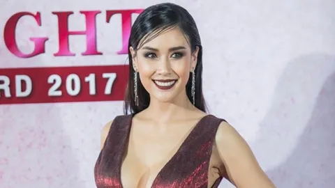 อึ๋มทำพิษ ฝ้าย เวฬุรีย์ ยอมเจ็บตัว ถอดซิลิโคน 400 ซีซีทิ้ง