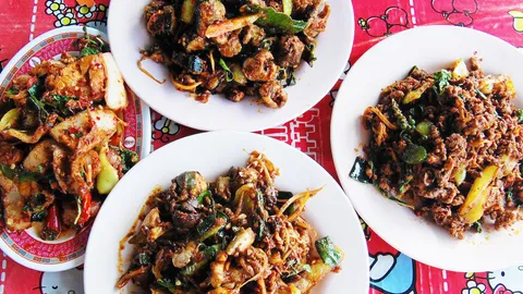 คุณชายตะลอนชิม : “ลุงหน่อย อร่อยแน่” อาหารป่า...ริมทาง