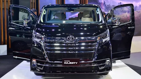 ส่องความน่าใช้ TOYOTA MAJESTY ตู้หรูอเนกประสงค์
