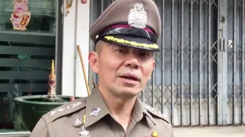 คลอดลูกโยนทิ้งศพติดบนหลังคา