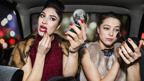 หนุ่มคิดหนัก จะบอกกับเธอยังไง แฟนแต่งหน้าแต่ลอย กลัวเตือนแล้วคิดมาก