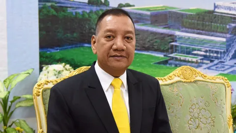 เทียบท่าหน้า 3 : สห.หญิง