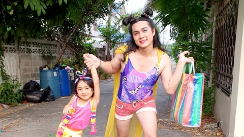 เห็นแล้วเอ็นดู แน็ก ชาลี เผยเหตุผล น้องอาเธอร์ ฝืนยิ้มรีวิวทั้งน้ำตา (คลิป)