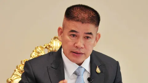 รีดเงินนักท่องเที่ยวต่างชาติหารายได้