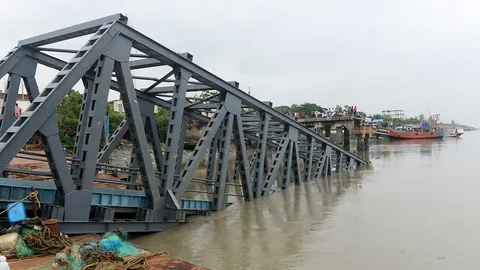 ไซโคลนซัด อพยพ 2 ล้าน อินเดีย-บังกลาเทศ