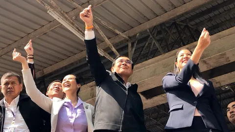 นายกฯ ส่งมินิฮาร์ท บอกรัก นร.“เบญจมราชูทิศ” บอกไม่ต้องหยุดเรียน 