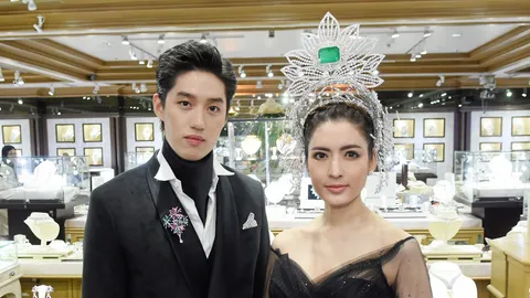 มงกุฎเพชร