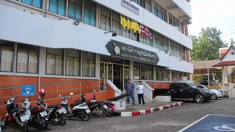 กองปราบฯลุยคดียิง 3 ศพ บนศาลจันทบุรี ตำรวจให้ปืนเครียด