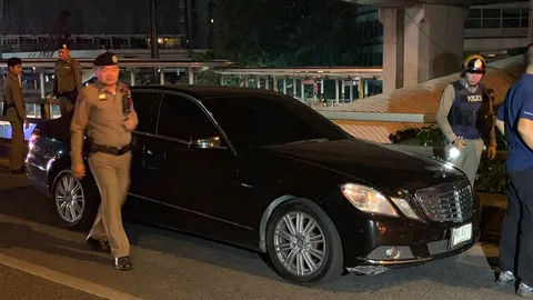 ตร.แจง เหตุหนุ่มเบนซ์ ยิงขู่คนบนสะพาน หากเป็นตำรวจต้องถูกสอบวินัย-อาญา