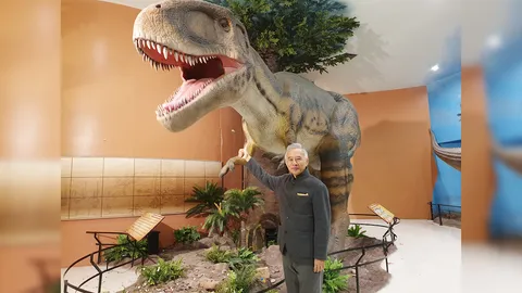 พบไดโนเสาร์กินเนื้อสายพันธุ์ใหม่ของโลก ที่โคราช สยามแรปเตอร์ สุวัจน์ติ