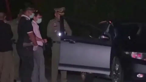 สาว29 ถูกแทงยับ ดับคาเก๋ง ตร.ล่าแฟนเก่า พุ่งปมชู้สาว เคลียร์รักไม่ลงตัว 