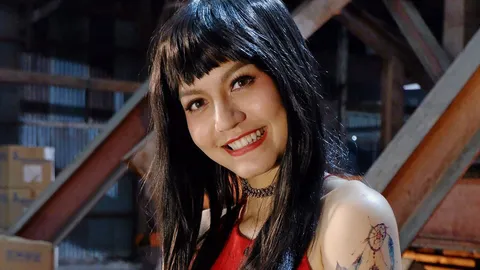 “เอ๋” เขินปรับลุคแซ่บยั่วเสี่ย