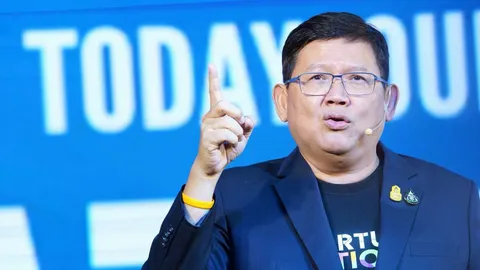 ปฏิวัติระบบการศึกษา “อีอีซี” “อาชีวะอินเตอร์” พูดอังกฤษไฟแลบค่าตัวบานฉ่ำ