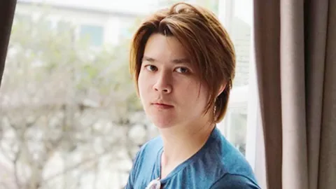 เปิดภาพ วอย อดีตดูโอ้ เจอาร์-วอย 20 ปีผ่านไปยังหล่อเหมือนสตัฟฟ์ไว้ 