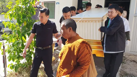 นีโน่ มารับร่าง พ่อแรม ไปวัด พร้อมดูแลครอบครัว โอ วรุฒ ให้ถึงที่สุด 