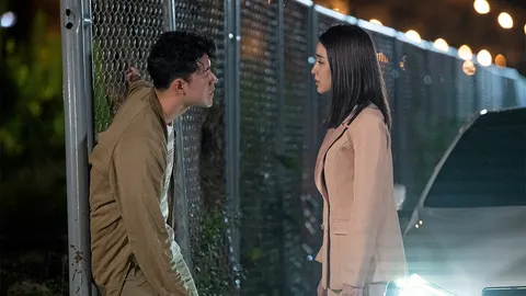 "นาย-โม" ทะเลาะแตกหัก เมาเละจนโดนทิ้งข้างถนนในละคร “Tee ใครทีมันส์”