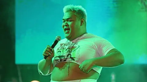 คลื่นรบกวน : ฮาทั่วถึง ปิงปอง ธงชัย ขอเชือกฟางมามัดหูกางเกงแทนเข็มขัด