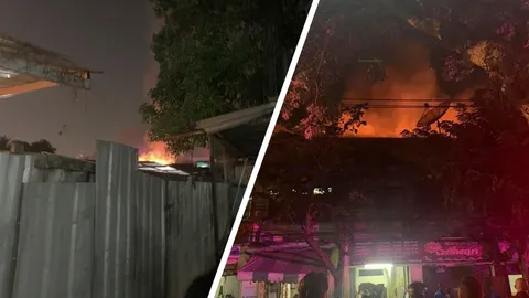 ระทึกกลางดึก เพลิงไหม้อาคารพาณิชย์ 3 ชั้น ร้านนวดแผนไทยวอด