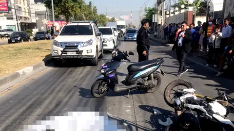 จยย.ชนท้ายกระบะ ร่างคนขี่ติดไปกับรถ คนซ้อนถูกพ่วง 18 ล้อทับซ้ำดับทั้งคู่