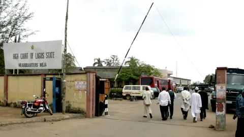 เจ้าชายไนจีเรีย รับกรรม ศาลสูงตัดสินแขวนคอ ฆ่าโหดหญิง หวังฮุบธุรกิจ