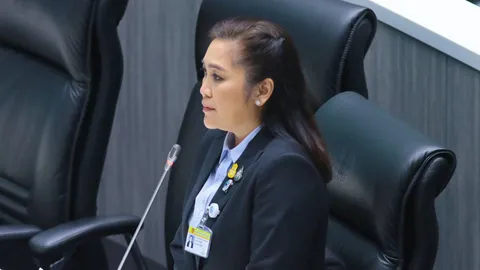 ส.ส.ป้ายแดง "พิมพ์รพี" ปชป.ห่วง ข่าวนำเข้าน้ำมันปาล์ม ฉุดราคาดิ่งเหว 