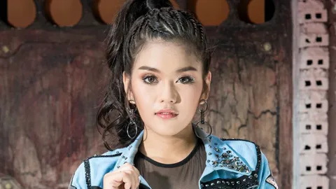 "ธัญญ่า" ตาม "ช่องส่องผี" ขนลุก เจอทักวิญญาณแฟนคลับตาม