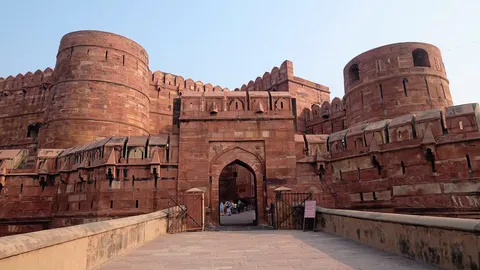 เที่ยวตามตะวัน : "อักรา ฟอร์ต" โศกอนาฏกรรม...ความรัก