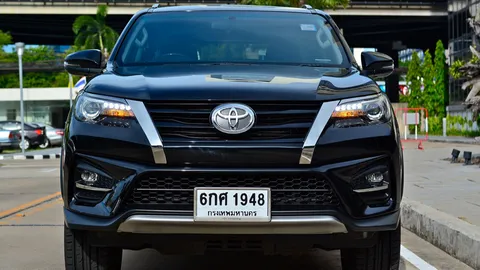 ทำไมขายดี เอสยูวีพี่โต?  TOYOTA FORTUNER 2.8 TRD SPORTIVO