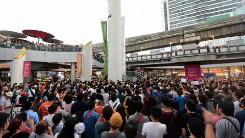 3 โหรหญิงทำนาย ผ่าดวงเมือง 63 ขัดแย้งรุนแรงแนะอย่าก่อหนี้