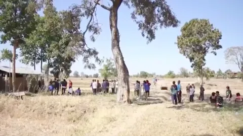 สองผัวเมียศรีสะเกษ เครียดปัญหาส่วนตัว กลับบ้านมาลาโลกคู่กันรับวันปีใหม่