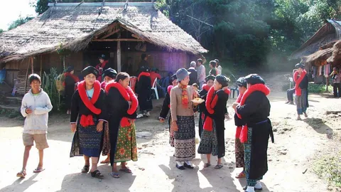 สกู๊ปหน้า 1 : กตัญญูรู้คุณแผ่นดิน  ไทยกับชนชาติพันธุ์