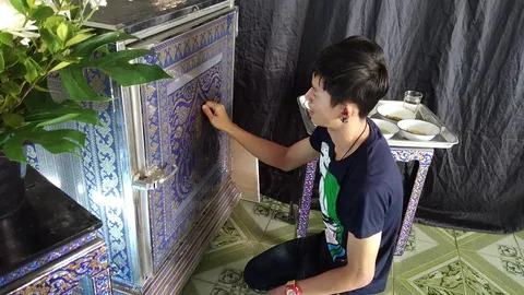 เจ้าบ่าวเคาะโลงเจ้าสาว บอกจะบวชให้ บอกเสียดายเอาเวลาทะเลาะมารักกันดีกว่า