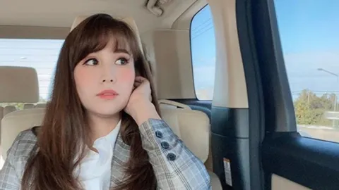 ซี ฉัตรปวีณ์ งานเข้าโดนถล่มหนัก เรื่องดราม่าแอร์ฯ ไม่ช่วยยกกระเป๋า