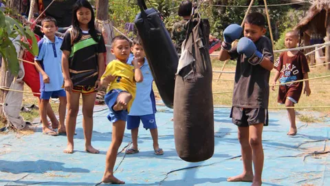 ค่ายมวย "ศิษย์สามศร" ความฝันของเหล่าเด็กนักสู้ แห่งขุนเขาตะนาวศรี 