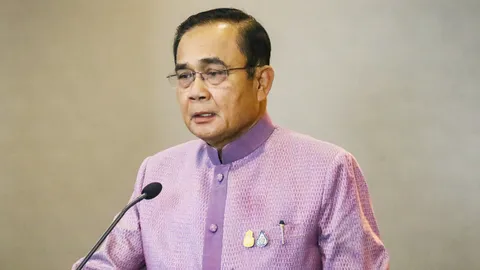 นายกฯ ให้โอวาทเด็กเยาวชนดีเด่น ขอทุกคนมีความรู้ คู่คุณธรรม 