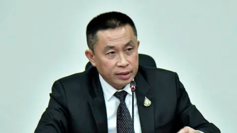 “ศักดิ์สยาม” ใช้ยาแรงออกกฎแบล็กลิสต์ ผู้รับเหมาทิ้งงานหมดสิทธิ์เข้าประมูลต่อ