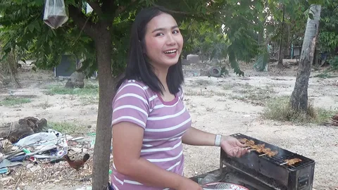 แม่ค้าหมูปิ้งมูฟออน หลังถูกโจรหลอกยืม 700 แล้วหาย ขอบคุณ ตร.ช่วยตาม