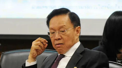 บุคคลในข่าว : พัชรวาท วงษ์สุวรรณ ไปนมัสการพระพุทธสังเวชนียสถานอินเดีย