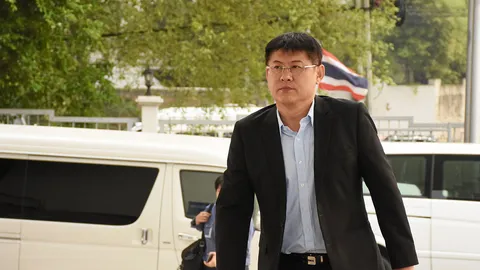 ชักธงรบ : กรรม–เวร